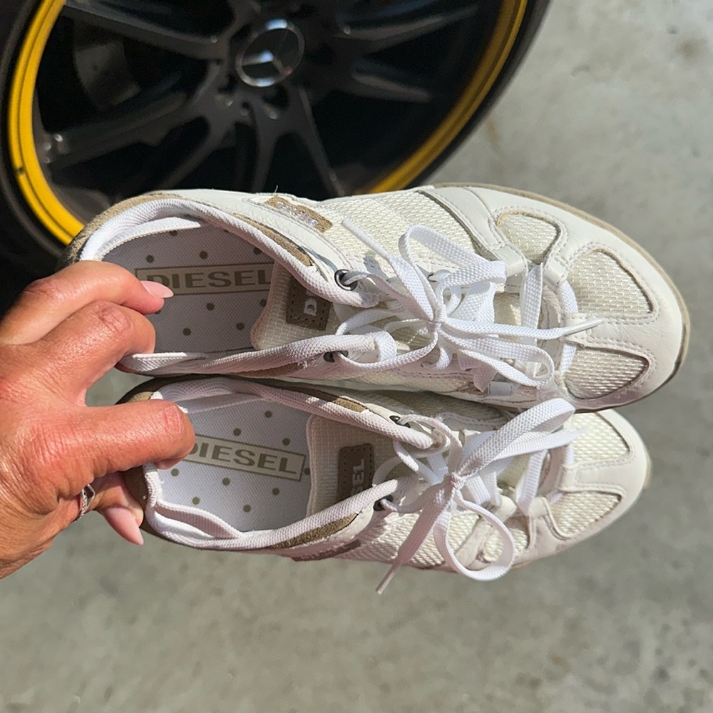 Diesel shoe